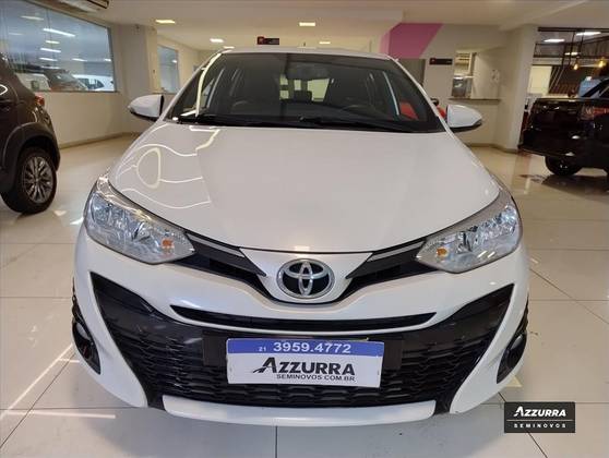 TOYOTA YARIS 1.5 16V FLEX XS CONNECT MULTIDRIVE TOYOTA YARIS 1.5 16V FLEX XS CONNECT MULTIDRIVE